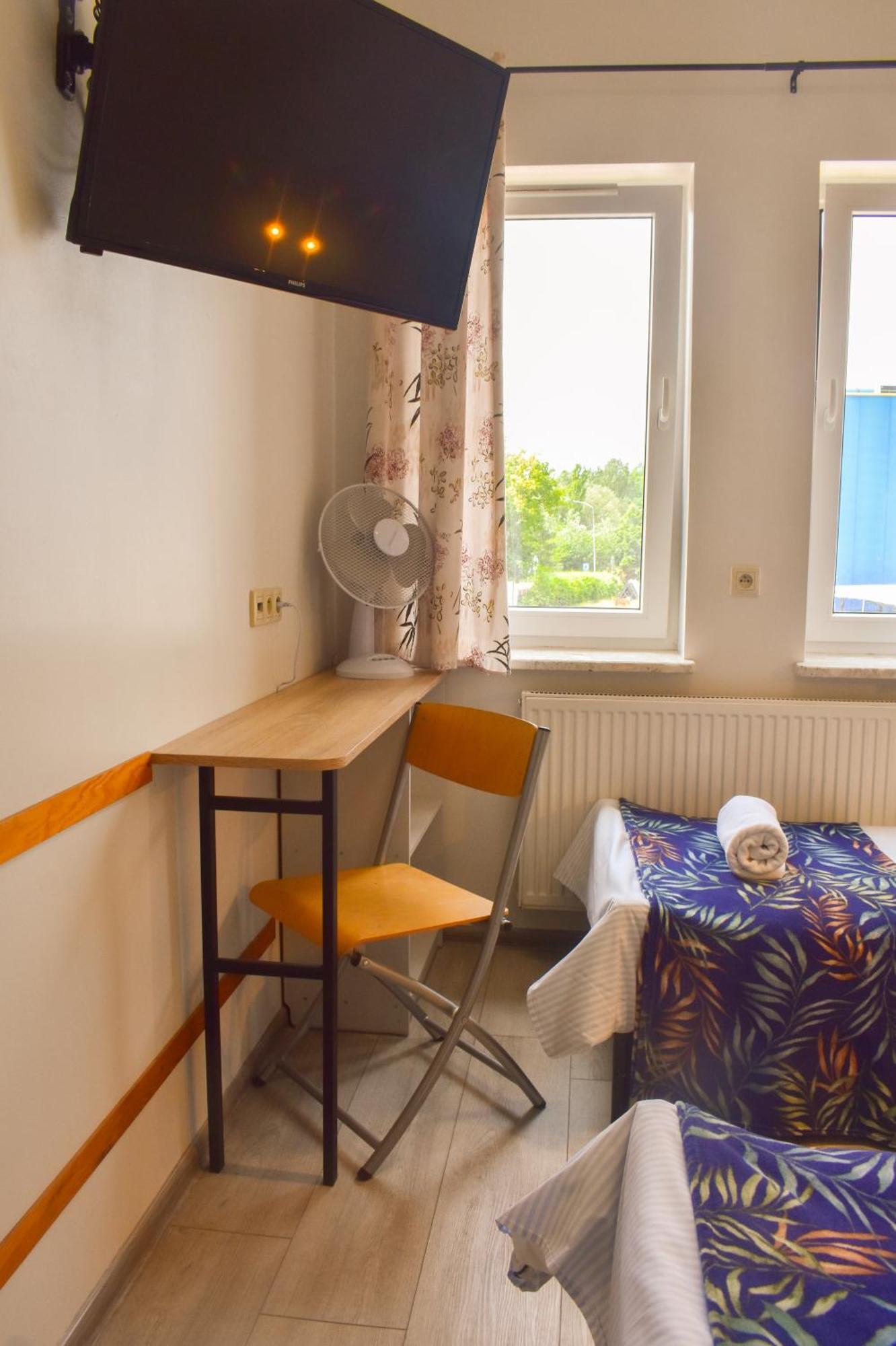 Arcus Premium Hostel Warsawa Bagian luar foto