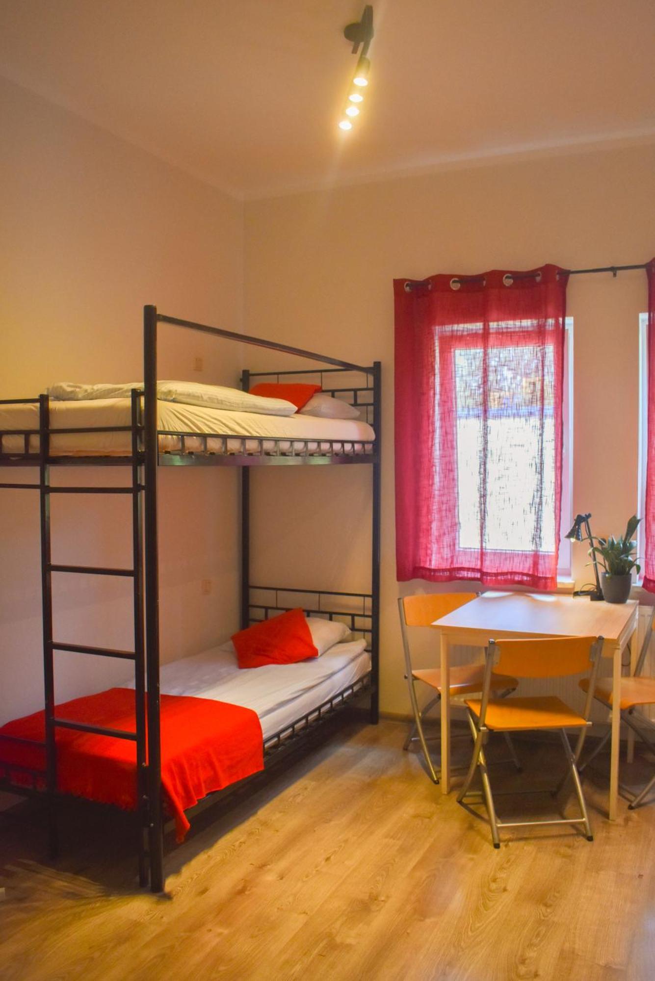 Arcus Premium Hostel Warsawa Bagian luar foto